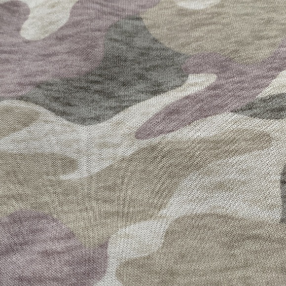 Old Navy Camo Joggers 💗 Oatmeal Gray & Plum - Picture 12 of 14